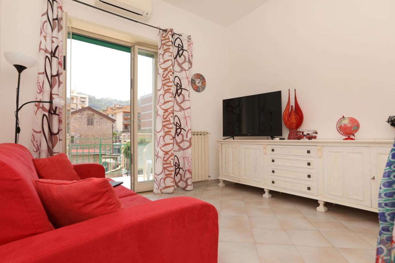 Estate4Home - Casa Pina Sorrento Bagian luar foto