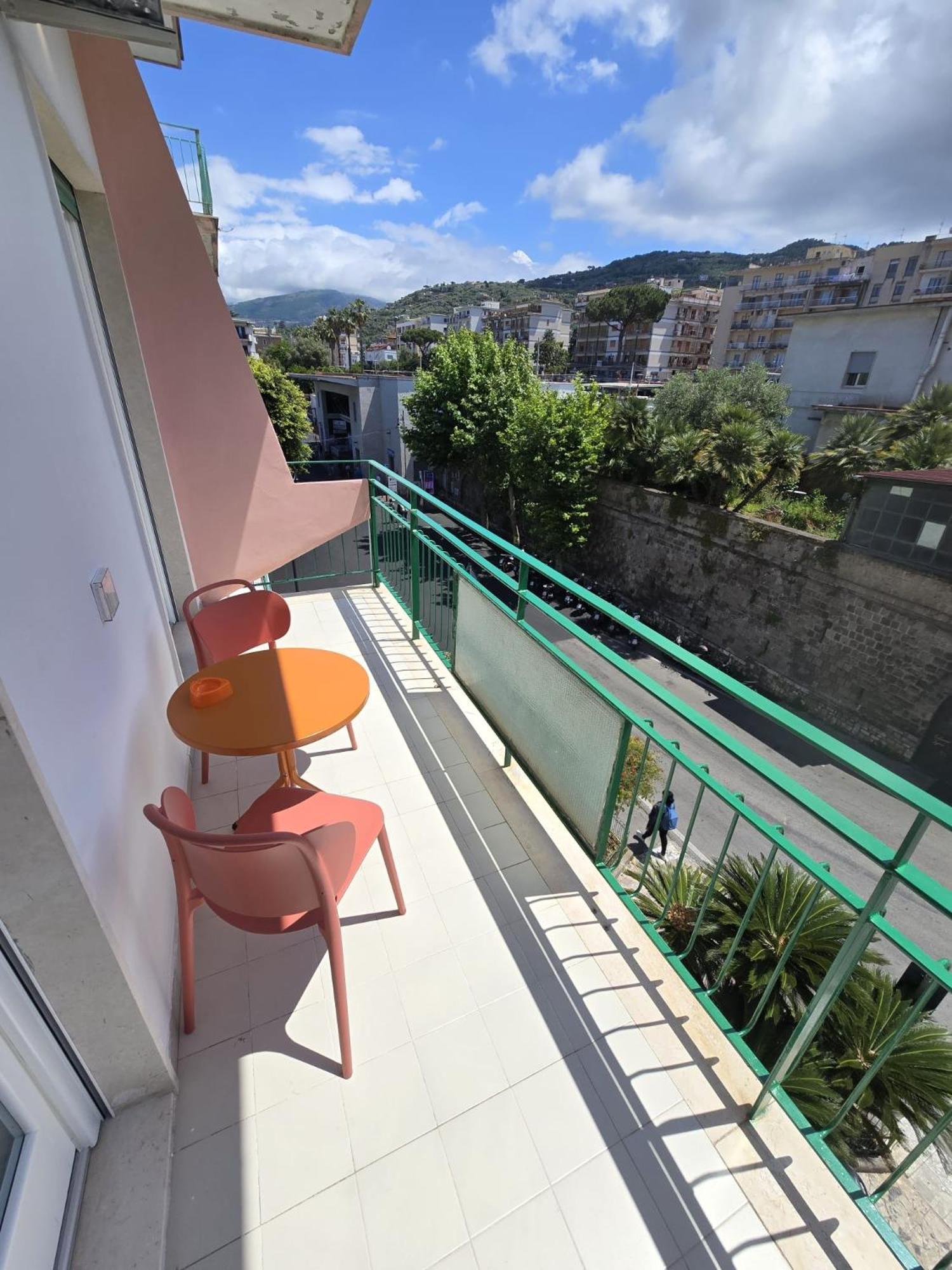 Estate4Home - Casa Pina Sorrento Bagian luar foto
